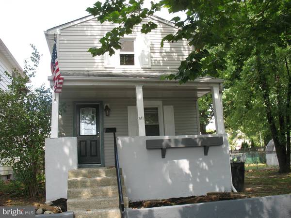 811 ASBURY AVE, National Park, NJ 08063