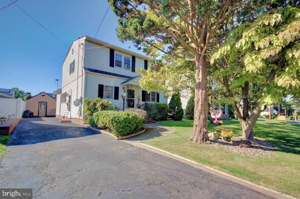 253 REDWOOD AVE, Hamilton, NJ 08610