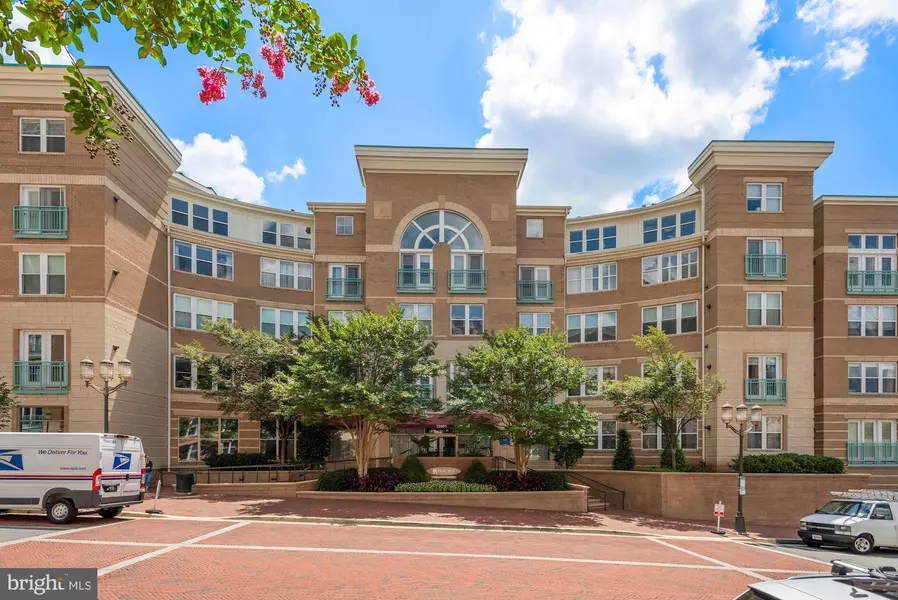 12001 MARKET ST #428, Reston, VA 20190