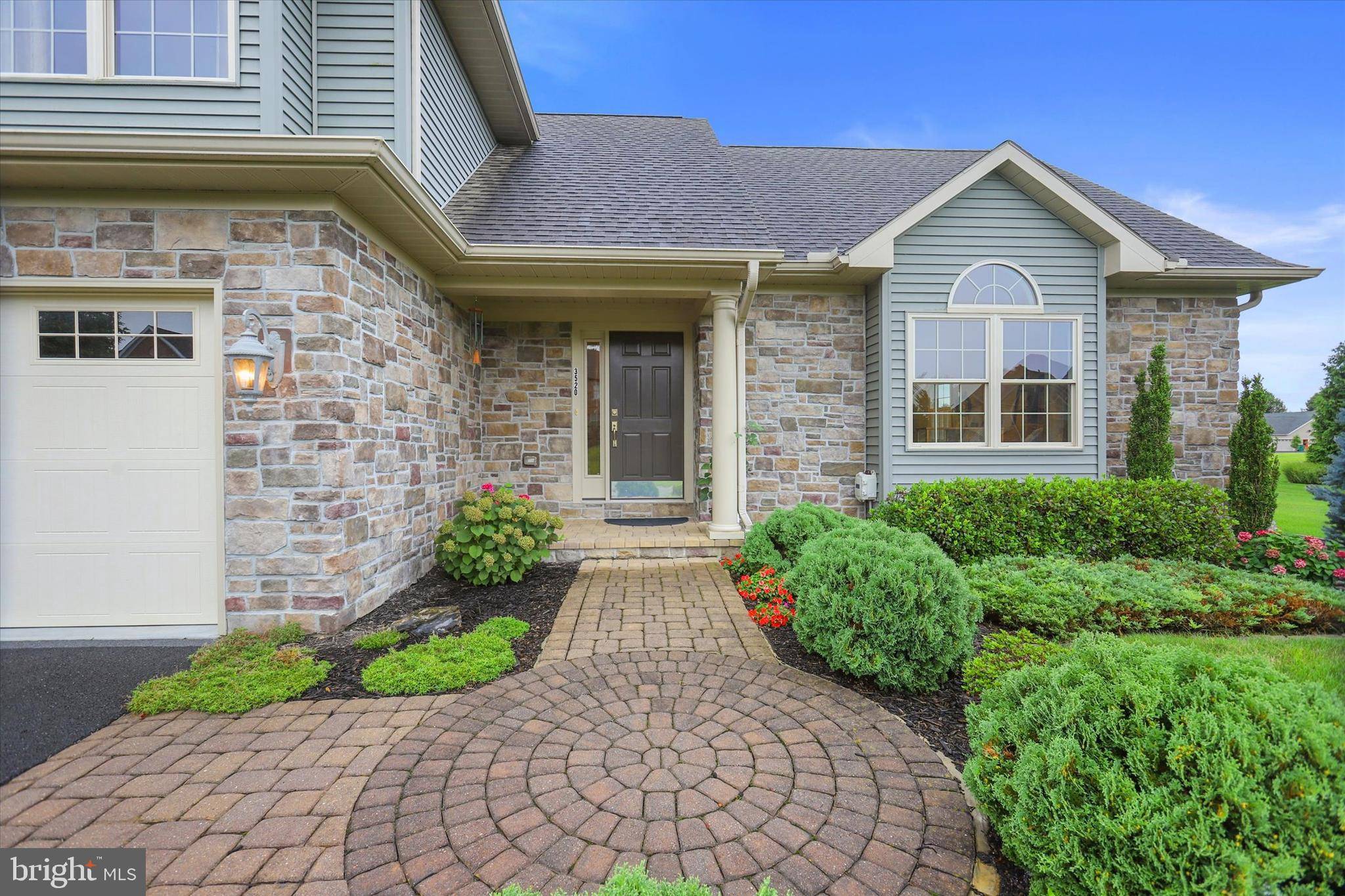 Chambersburg, PA 17202,3520 FOX HILL DR