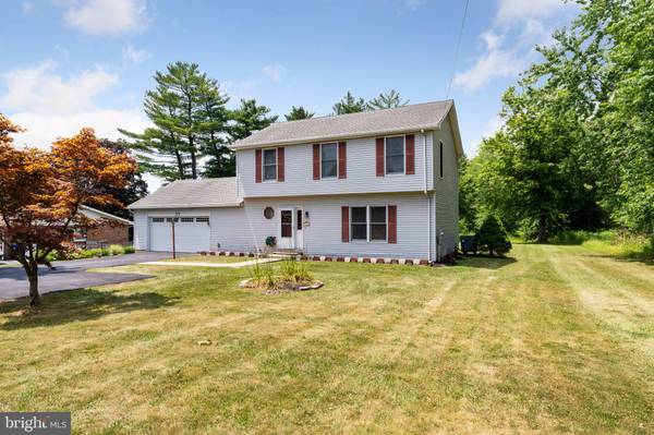 37 GILBERTSVILLE RD, Gilbertsville, PA 19525