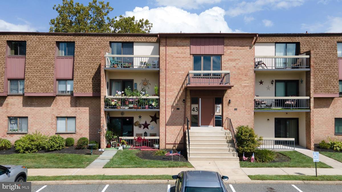 Philadelphia, PA 19114,43301 DELAIRE LANDING RD #43301