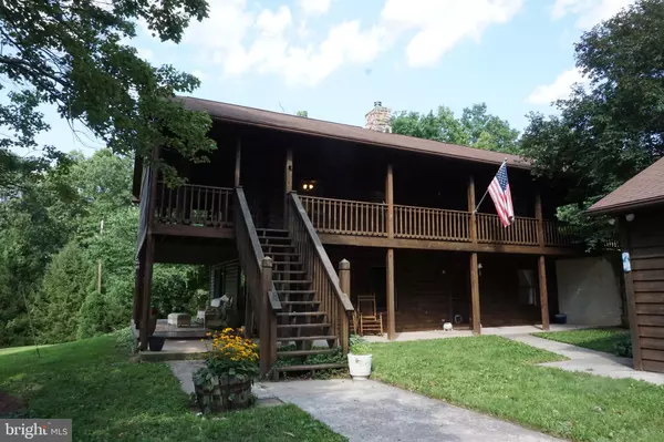 2436 DUCKWALL RD, Berkeley Springs, WV 25411