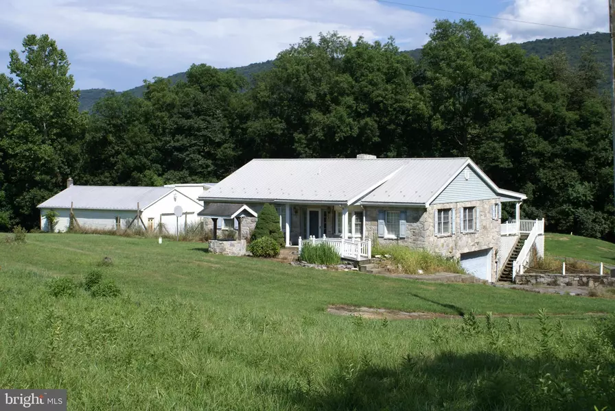 8950 PATH VALLEY ROAD, Fannettsburg, PA 17221