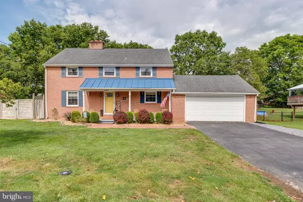 408 SYCAMORE LN, Martinsburg, WV 25401