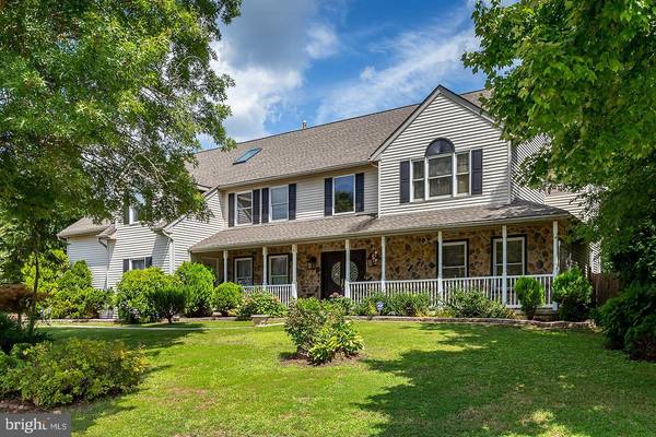 1 ORCHARD DR, Mullica Hill, NJ 08062