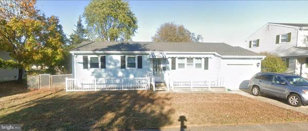 11 COLGATE RD, Somers Point, NJ 08244