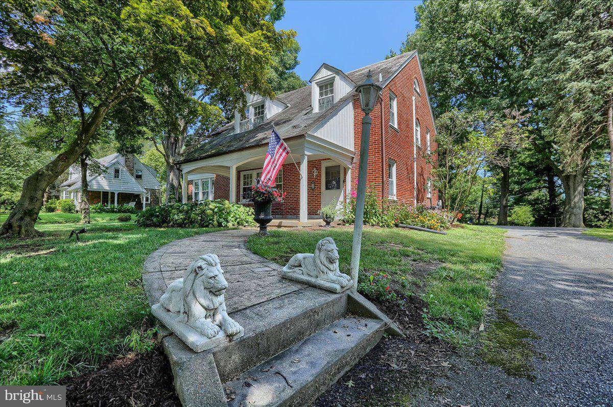 2337 COLUMBIA AVE, Lancaster, PA 17603