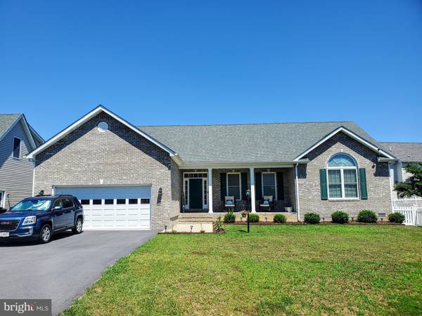 64 AZERA DR, Inwood, WV 25428