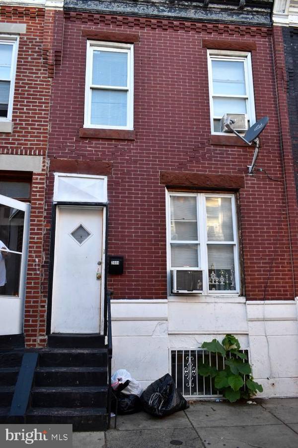 2444 S MARSHALL ST, Philadelphia, PA 19148