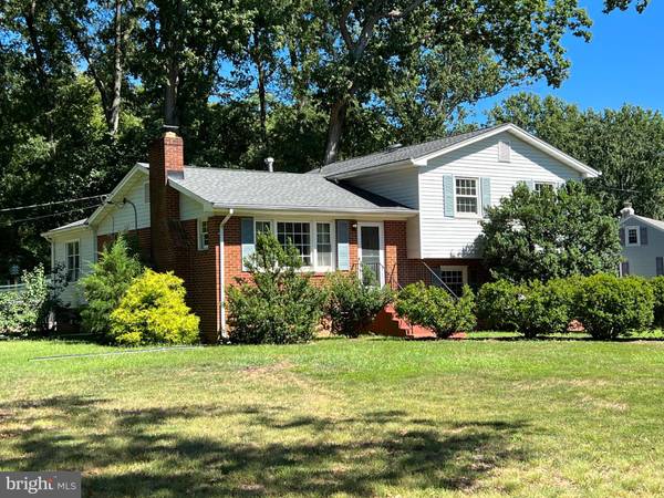 7701 SCHELHORN RD, Alexandria, VA 22306