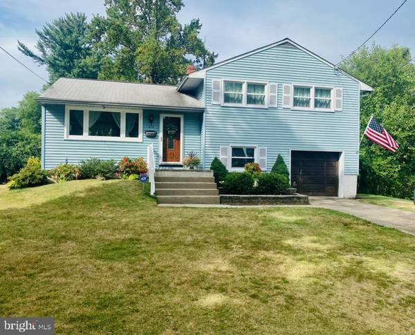 412 3RD ST, Delanco, NJ 08075