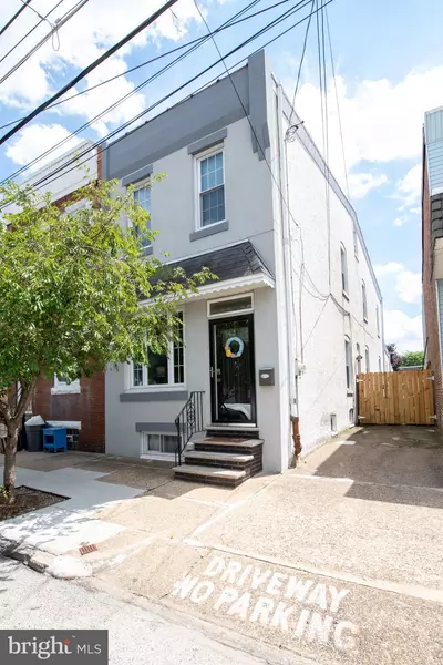 4479 ALMOND ST, Philadelphia, PA 19137