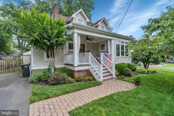 514 GREENWICH ST, Falls Church, VA 22046