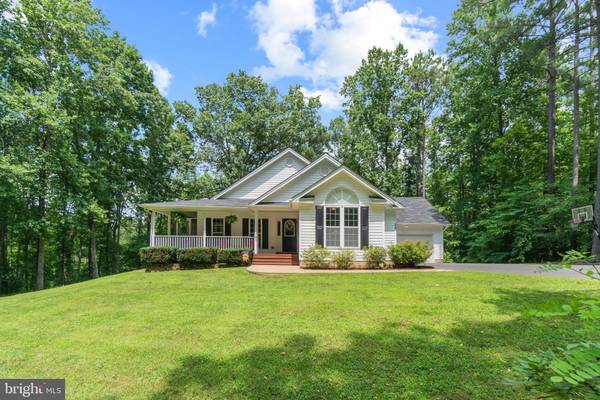 25 COUNTRYSIDE DR, Fredericksburg, VA 22406