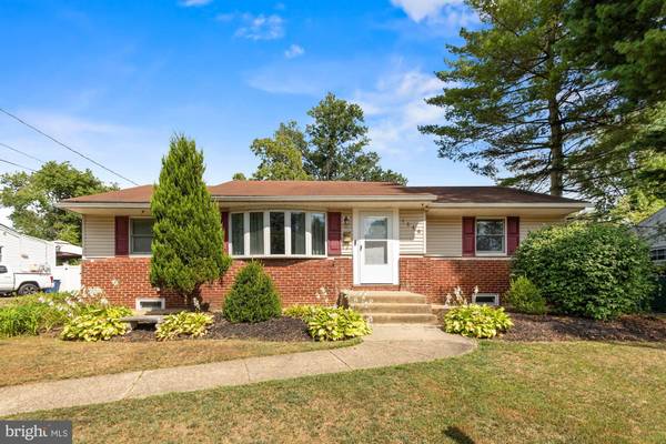 1110 SUNSET DR, Somerdale, NJ 08083