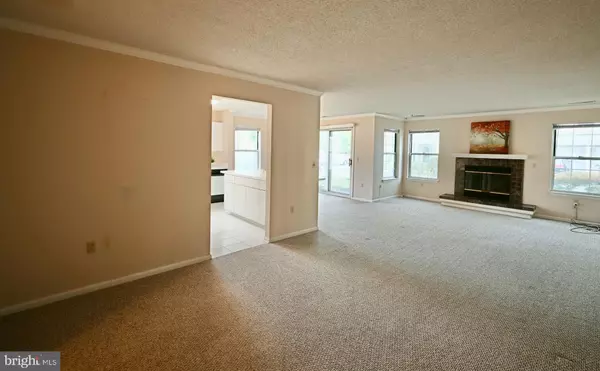 Trenton, NJ 08648,1104 ROUNDTREE PL