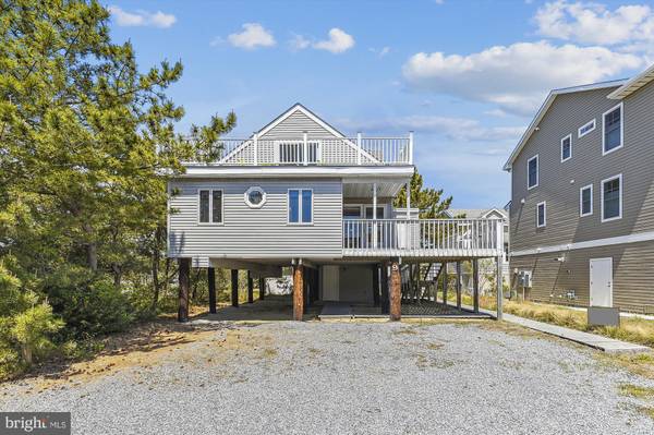 9 N 4TH ST, South Bethany, DE 19930