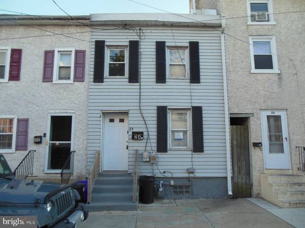 24 W FRONT ST, Bridgeport, PA 19405