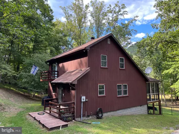 Great Cacapon, WV 25422,588 AMBERWOOD LN