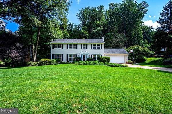 1574 FOREST VILLA LN, Mclean, VA 22101