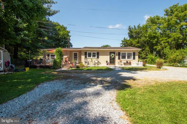 100 N HOOK RD, Pennsville, NJ 08070