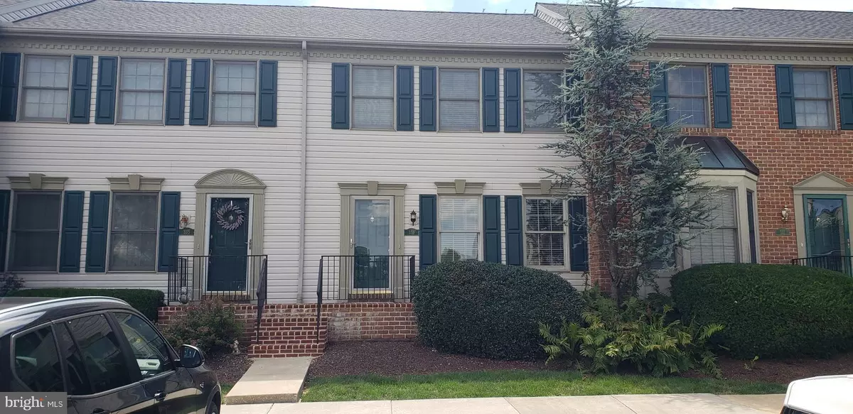 Lancaster, PA 17601,333 COBBLESTONE LN