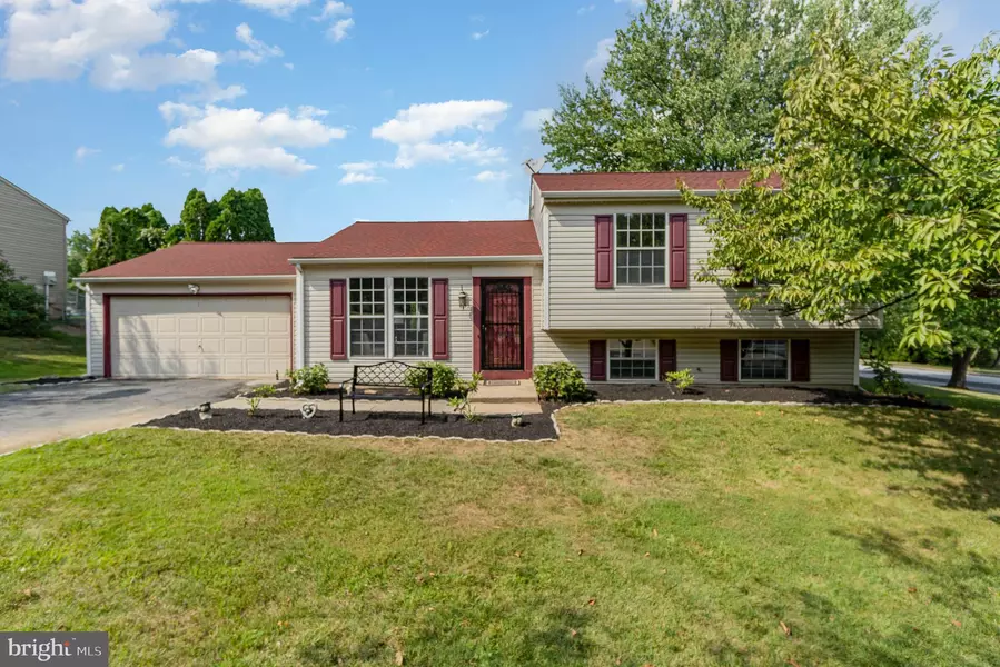 4190 BEAUFORT HUNT DR, Harrisburg, PA 17110