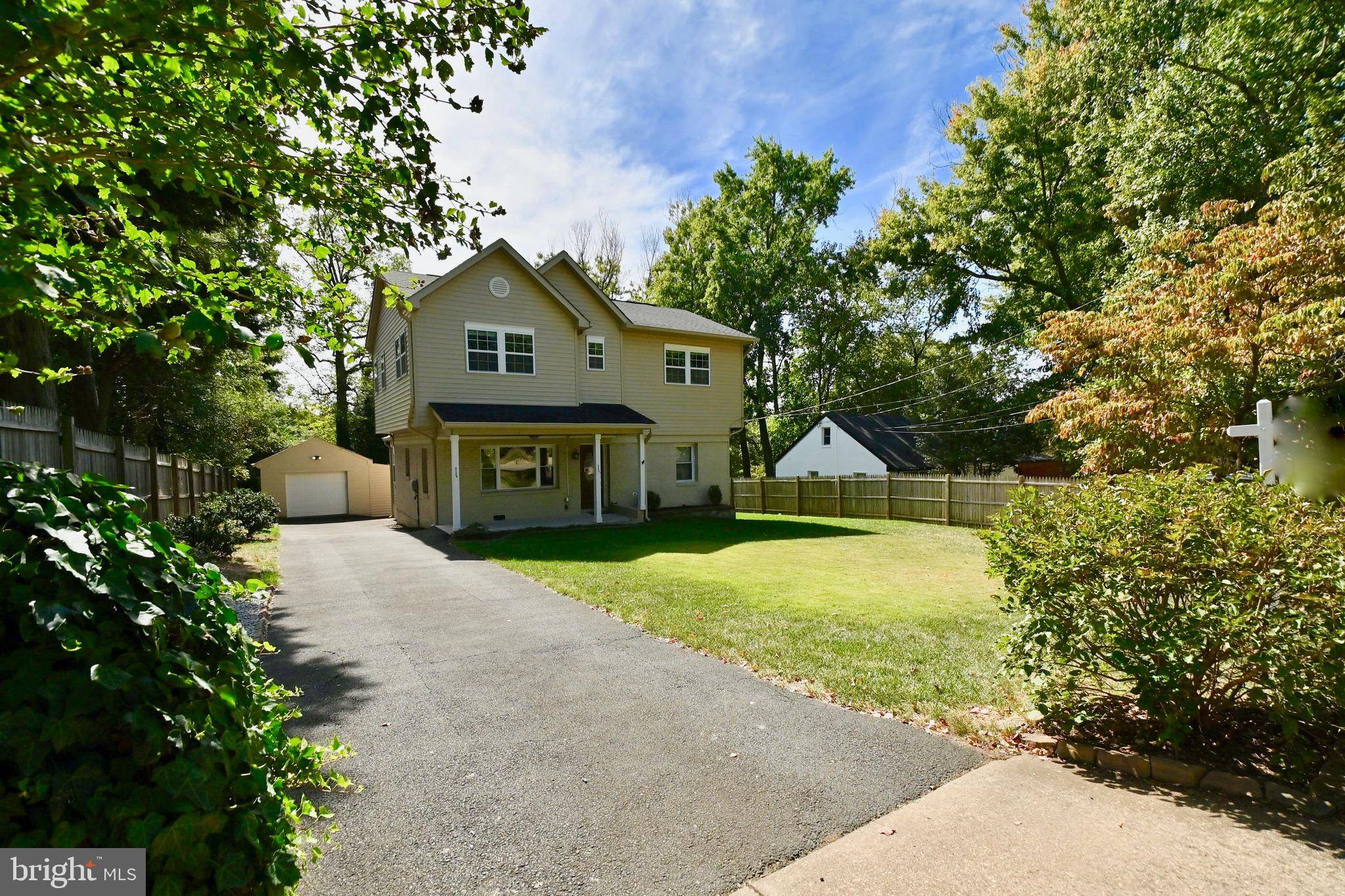 3423 SPRING DR, Alexandria, VA 22306