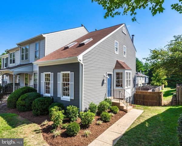 6347 CHIMNEY WOOD CT, Alexandria, VA 22306