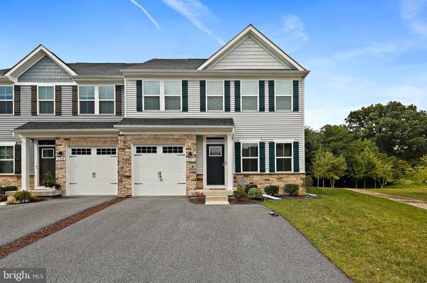 Essex, MD 21221,511 TURNSTONE CT