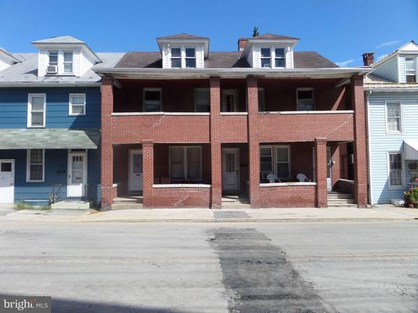 320-322 VALLEY, Lewistown, PA 17044