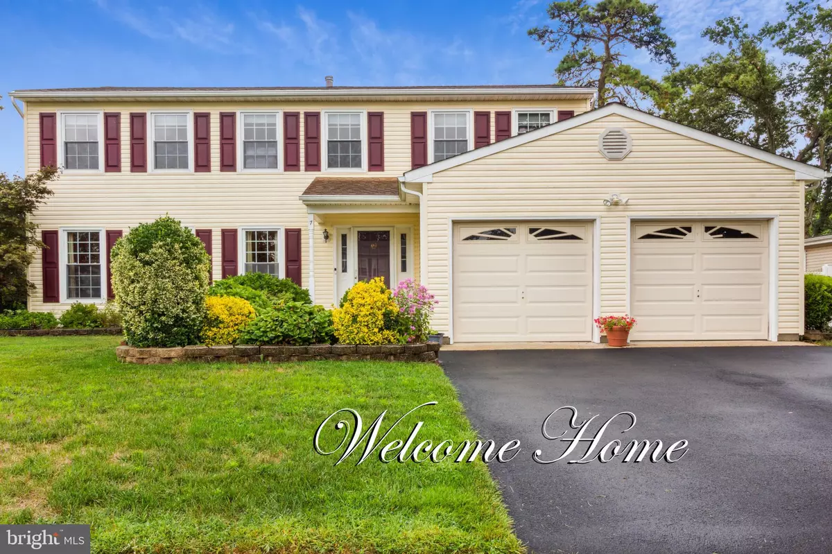 Howell, NJ 07731,7 IVY PL