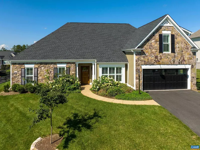 826 LAMPASAS DR, Crozet, VA 22932