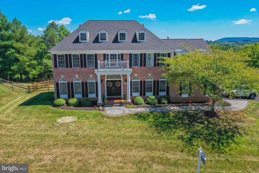 11500 POTOMAC HEIGHTS LN, Lovettsville, VA 20180