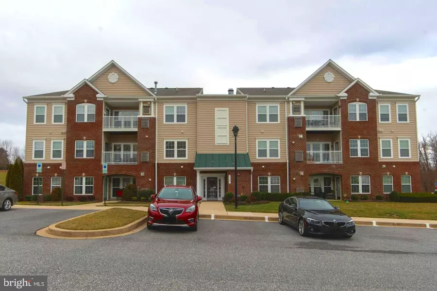 300 LOTHIAN WAY #102, Abingdon, MD 21009