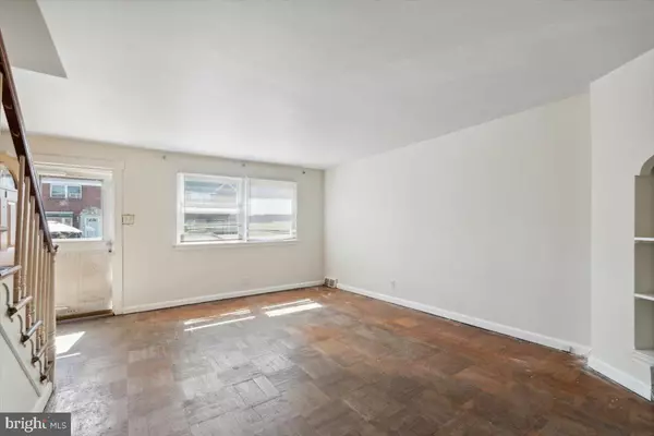 Philadelphia, PA 19149,6412 AKRON ST