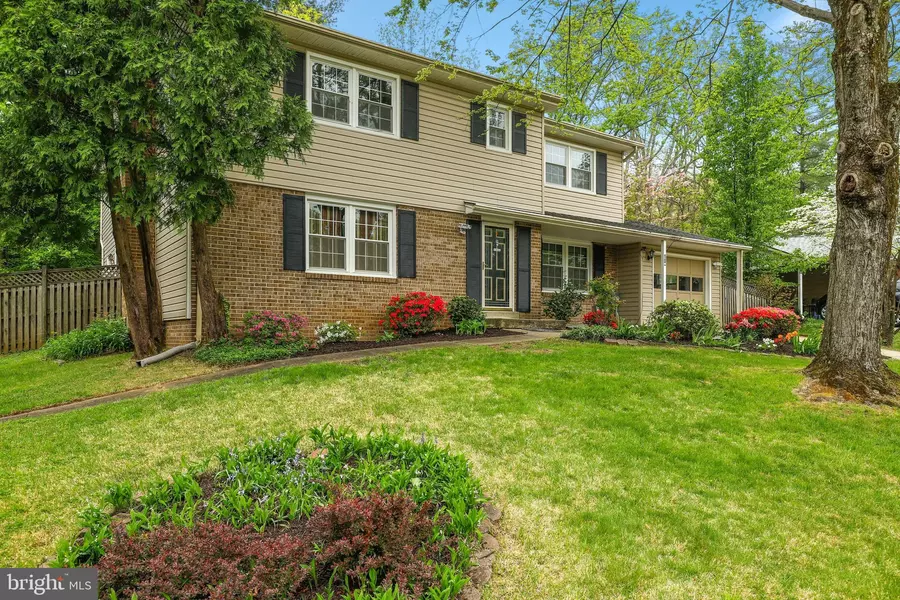 10 KEYSTONE DR, Gaithersburg, MD 20878