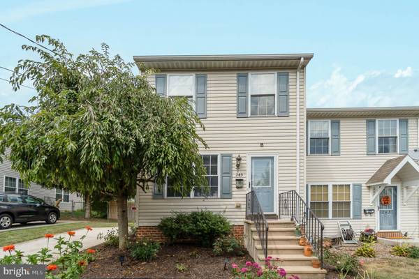 245 G ST, Carlisle, PA 17013