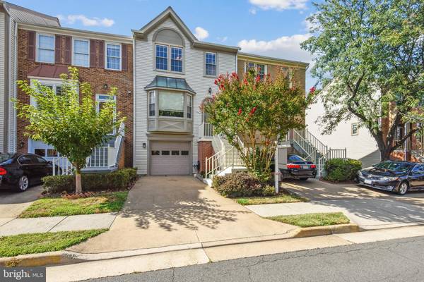 1227 BOND ST, Herndon, VA 20170