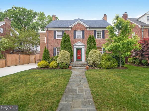 3927 OLIVER ST, Chevy Chase, MD 20815