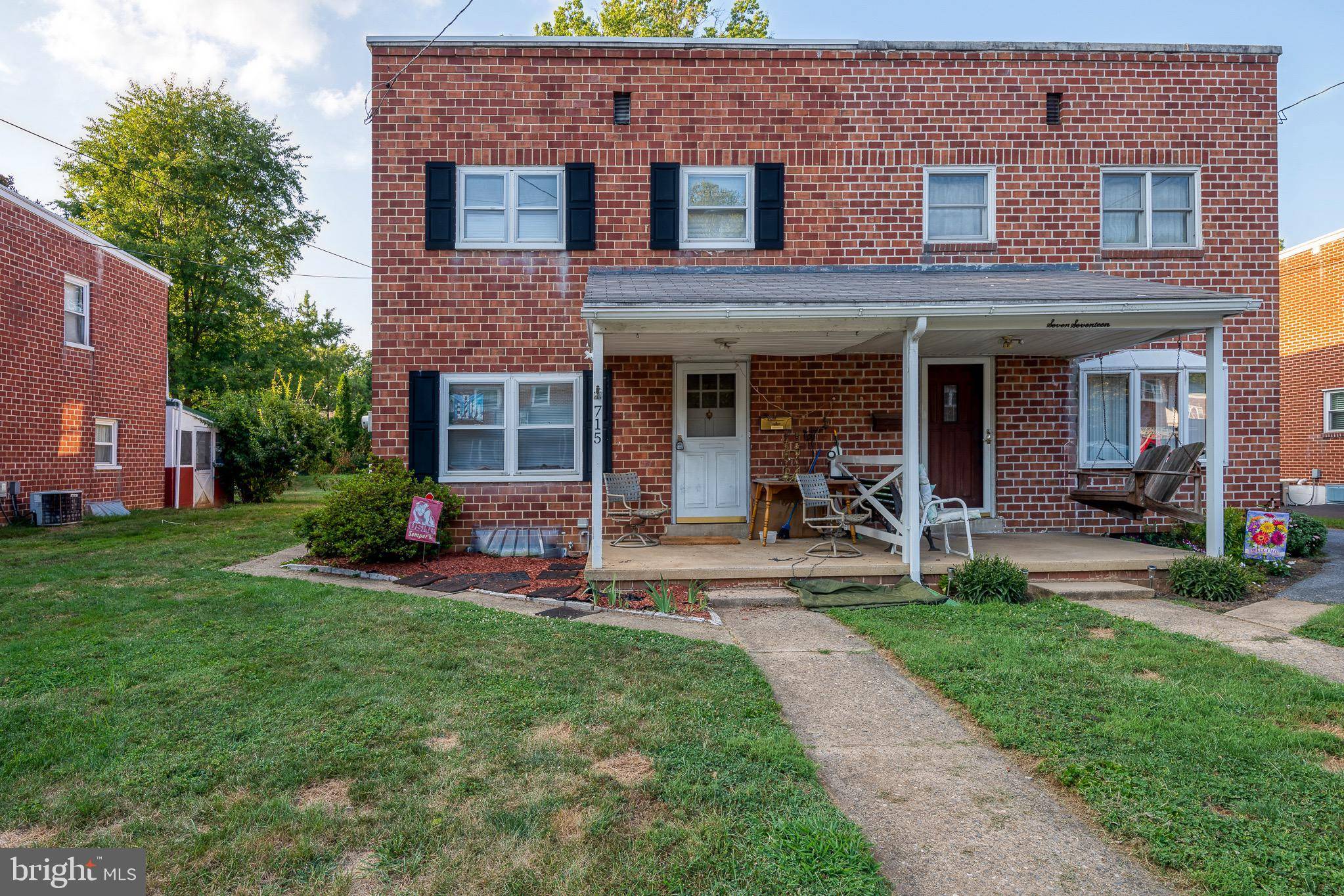 Lancaster, PA 17601,715 SKYLINE DR