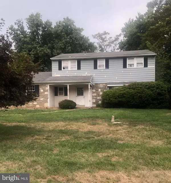 69 E ROBIN RD, Southampton, PA 18966