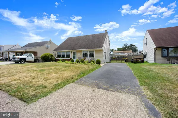 Philadelphia, PA 19154,2813 NARCISSUS RD