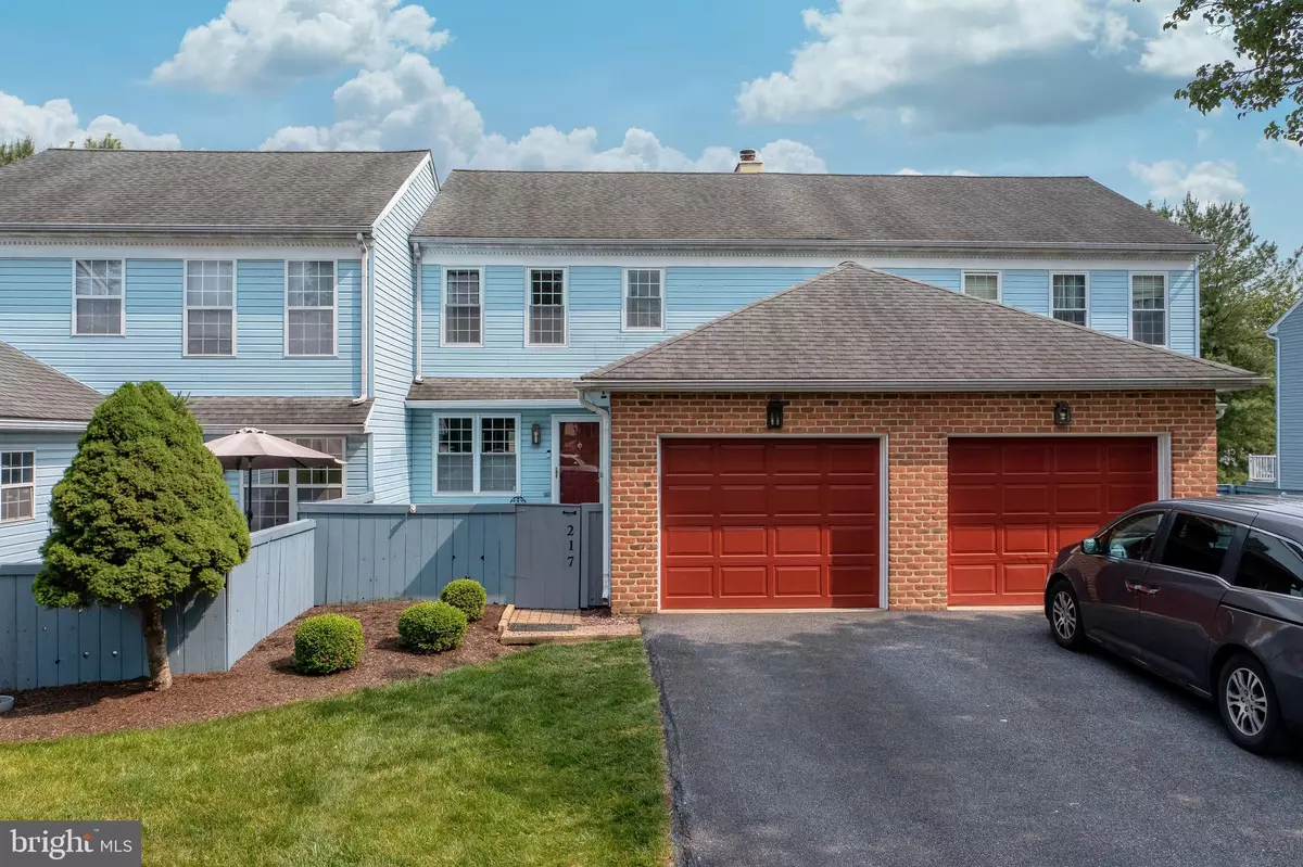 Lancaster, PA 17601,217 WINDING HILL DR