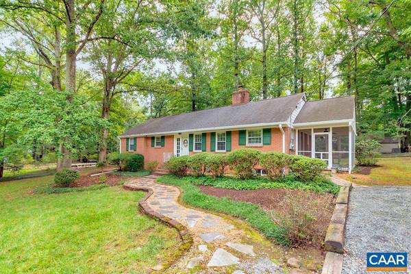 1706 YORKTOWN DR, Charlottesville, VA 22901