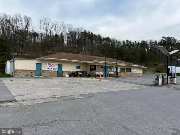 Berkeley Springs, WV 25411,3425 VALLEY RD