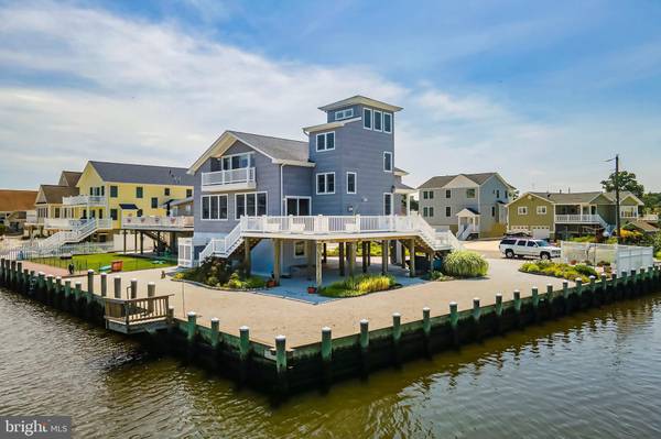 16 CHESAPEAKE CT, Tuckerton, NJ 08087