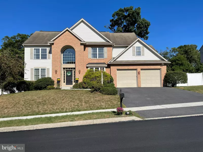 6208 CROFTON CT, Mechanicsburg, PA 17050