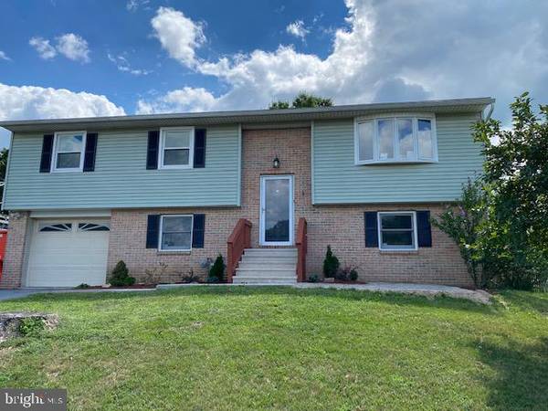 125 TUMBLEWEED DR, Blandon, PA 19510